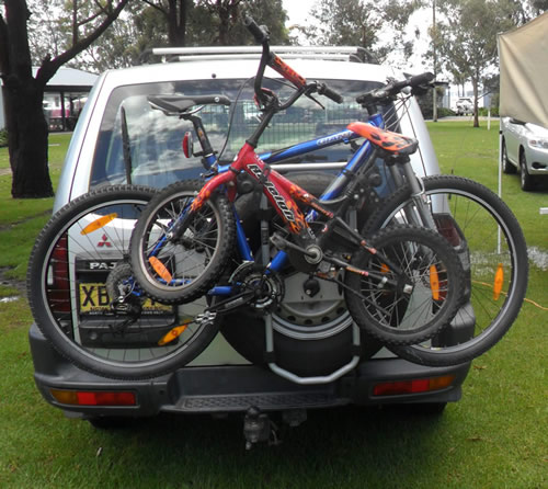 Bikes being carried on a Thule Spare-me 963XTR